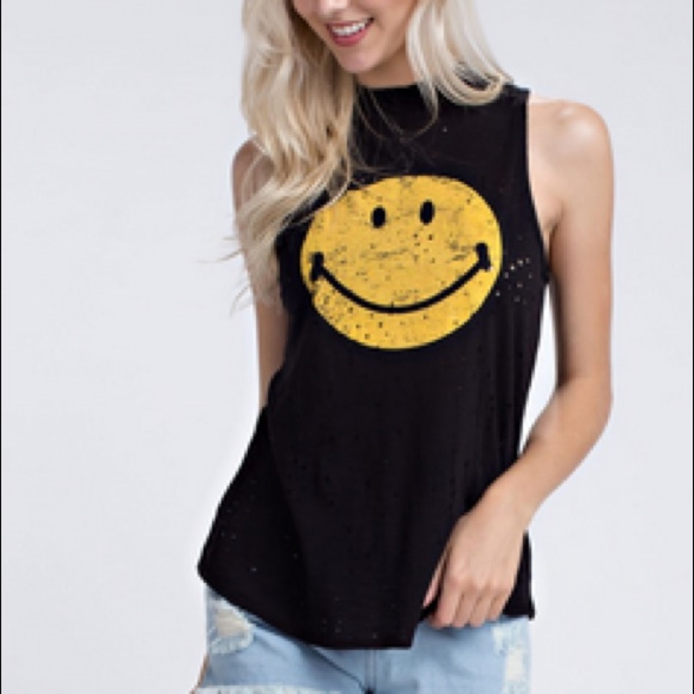 Distressed smiley tank